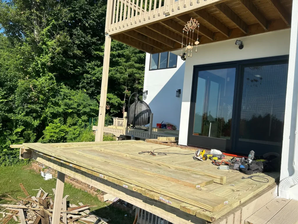 Fences- Exterior Painting + Patio Cleaning and Painting (9)